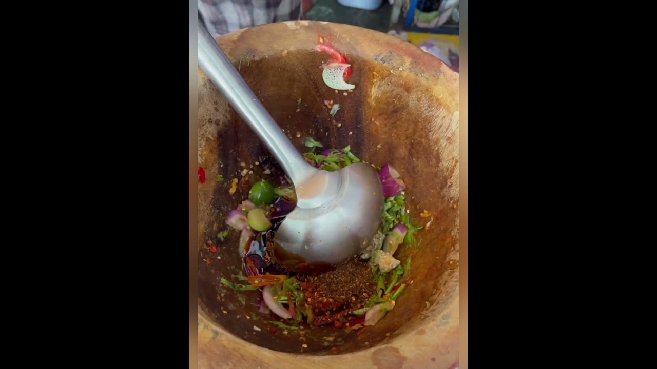 Hướng dẫn chi tiết cách làm nước mắm chua ngọt chấm cá kiểu Thái