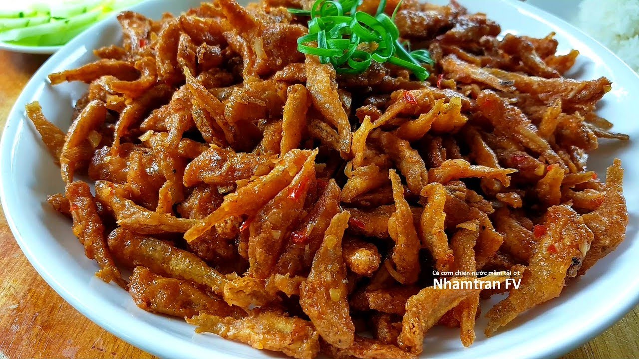 cá cơm chiên nước mắm