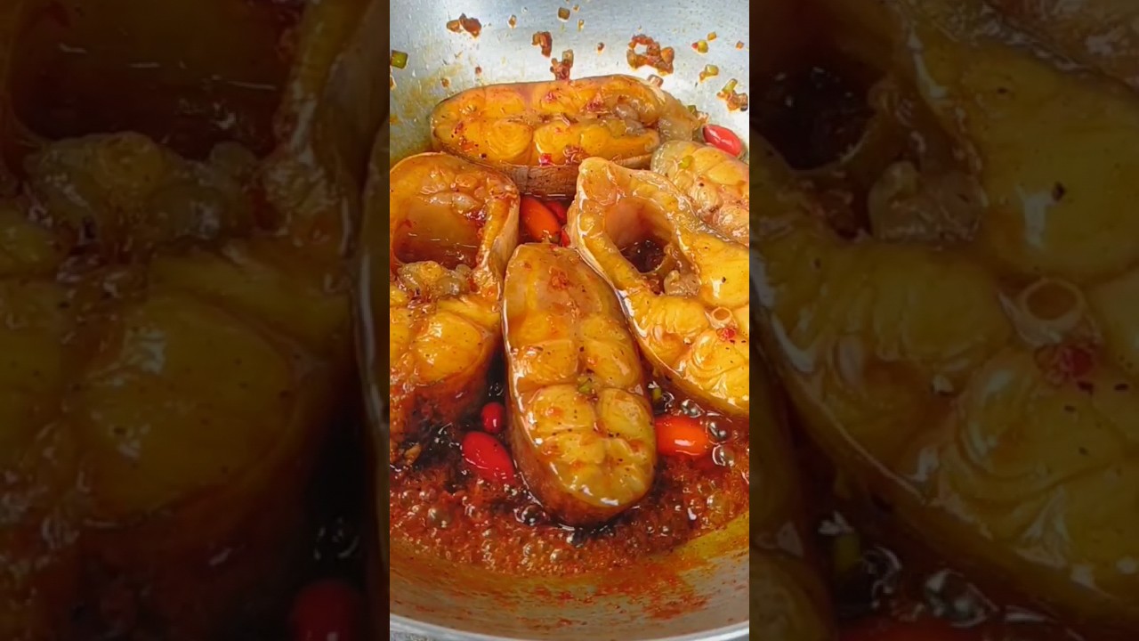 “Linh hồn” của món cá kho: Bí quyết từ nước mắm nhĩ và nước màu tự thắng
