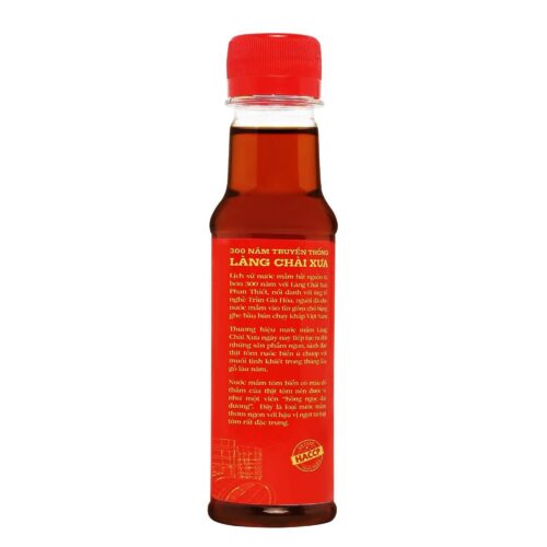 Mặt sau chai nước mắm tôm biển 125ml với câu chuyện 300 năm Làng Chài Xưa